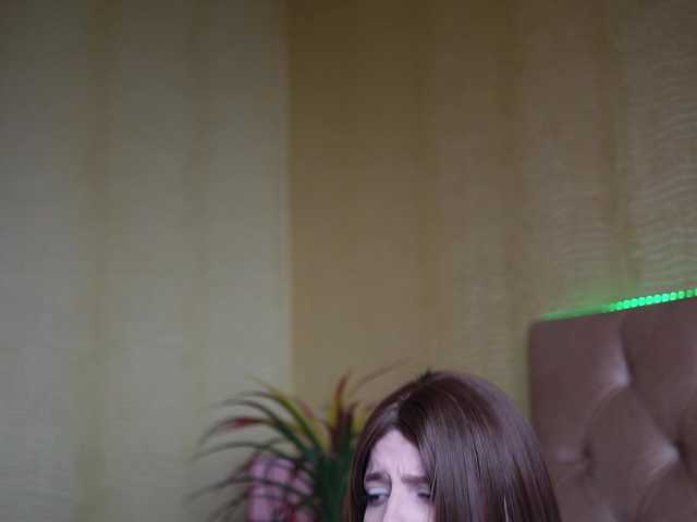 TiffanyTaboo's BongaCams show and profile