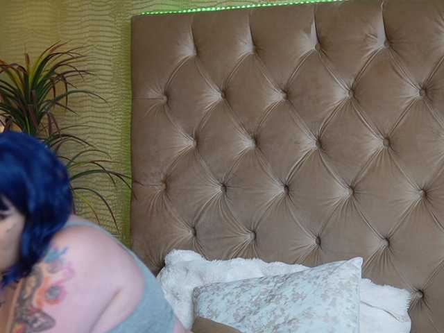 TiffanyTaboo's BongaCams show and profile