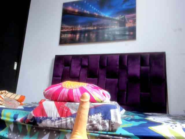 AssParadisse Live Webcam on BongaCams