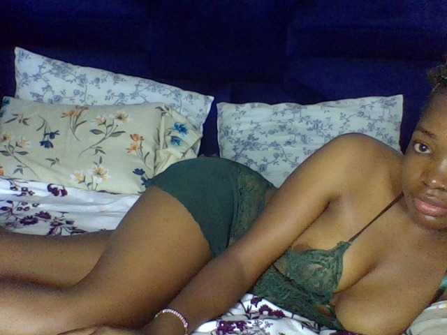 Preview of lovergal-01