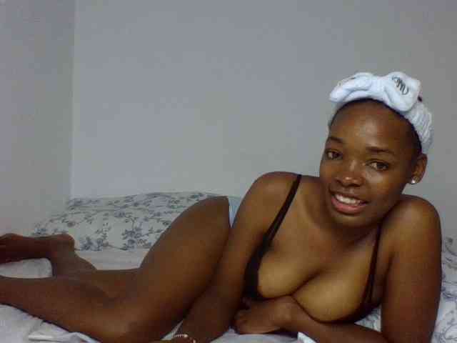 lovergal-01 Live Webcam on BongaCams