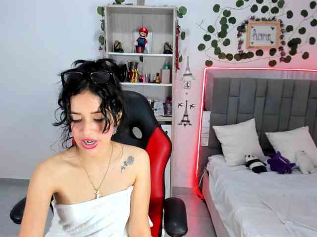 kittyscoot bongacams