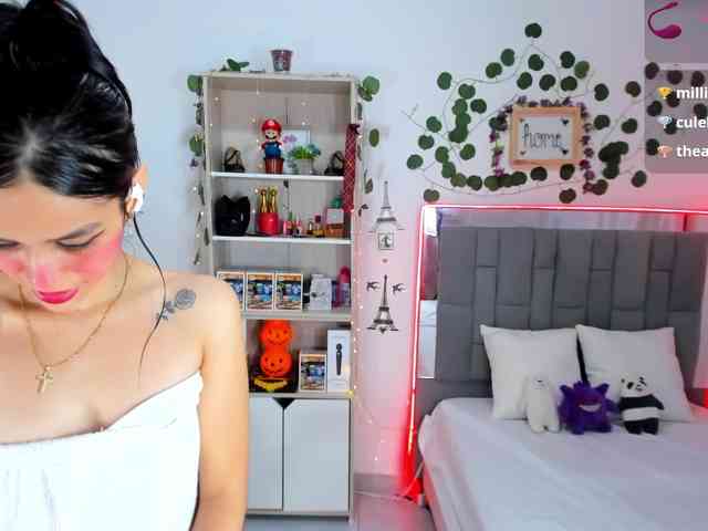 kittyscoot webcam