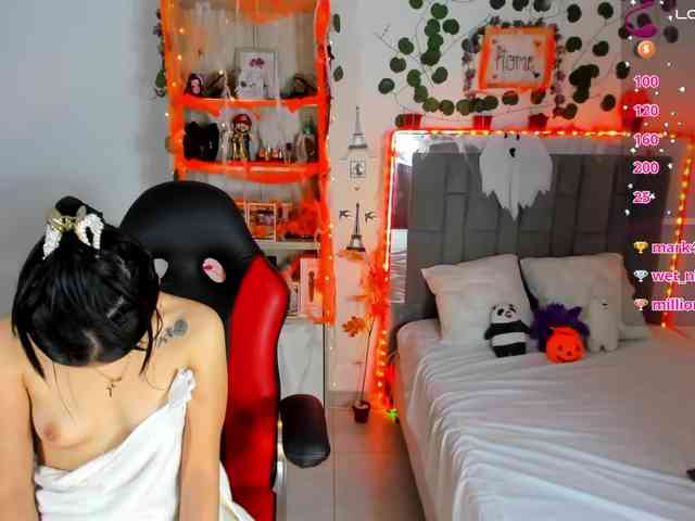 kittyscoot webcam