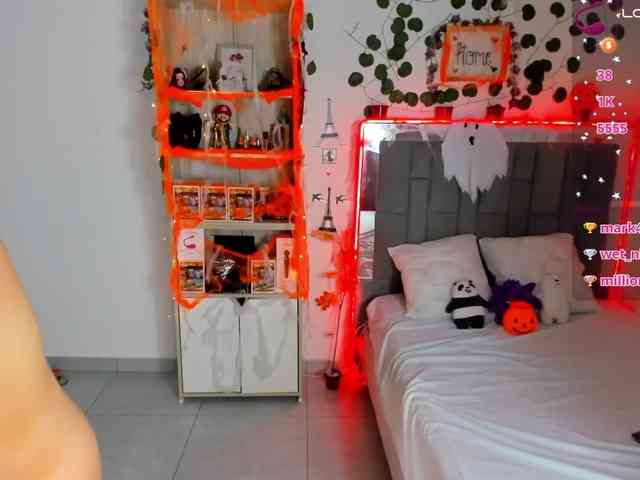 kittyscoot webcam