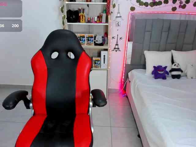 kittyscoot webcam