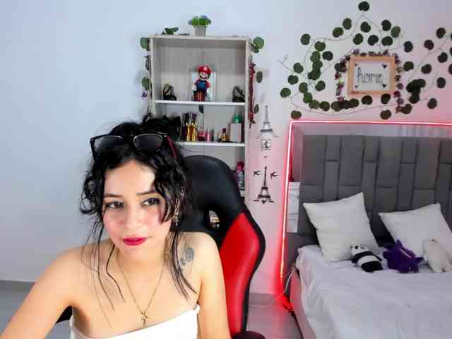 kittyscoot webcam