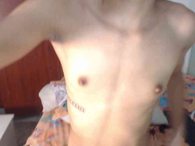 nicolle-sanders webcam