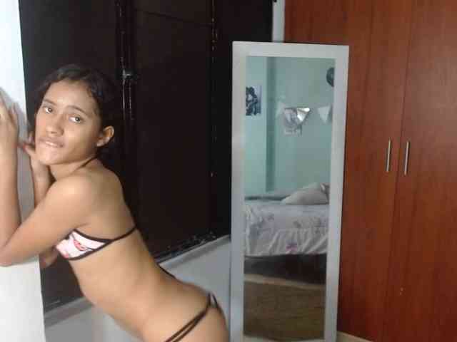 free cam to cam adult Nicolle-sanders