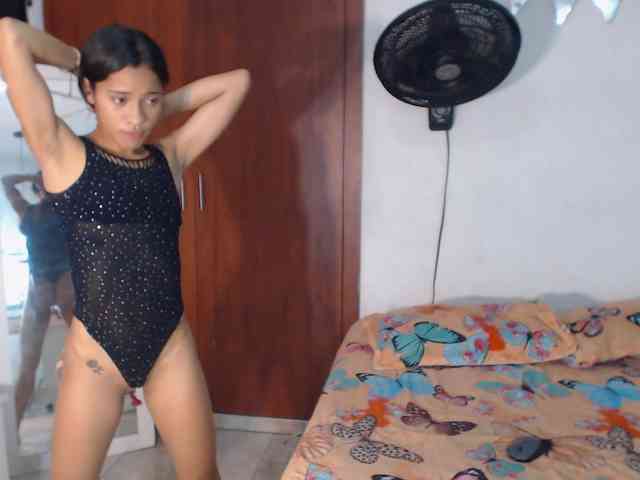 nicolle-sanders webcam