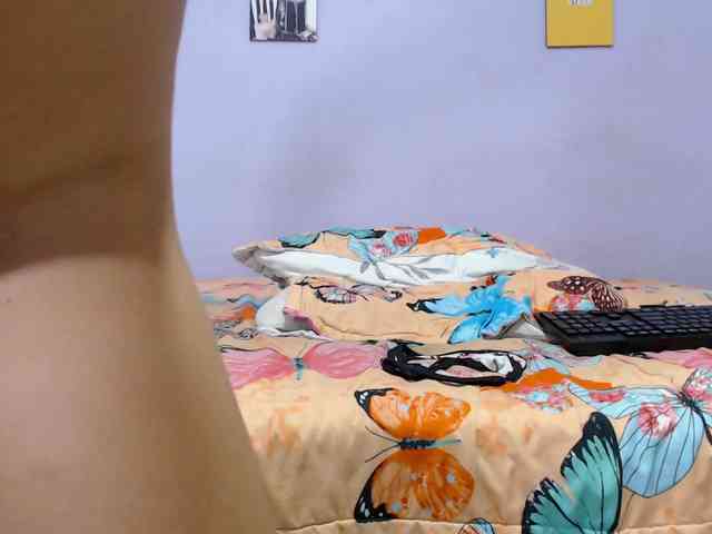 nicolle-sanders webcam