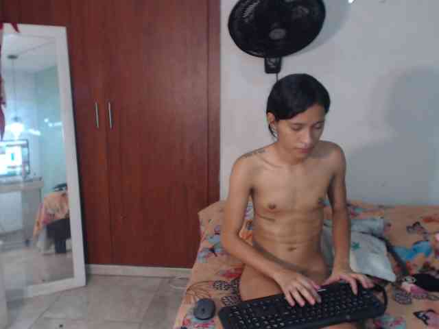 nicolle-sanders webcam