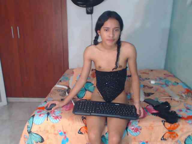 nicolle-sanders nicolle-sanders