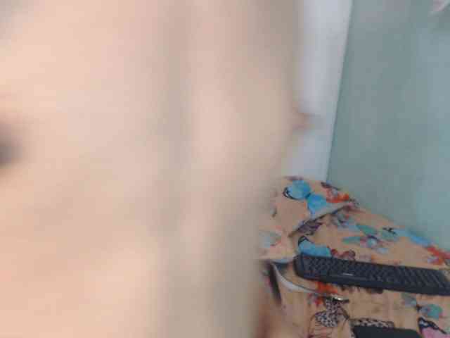 nicolle-sanders webcam