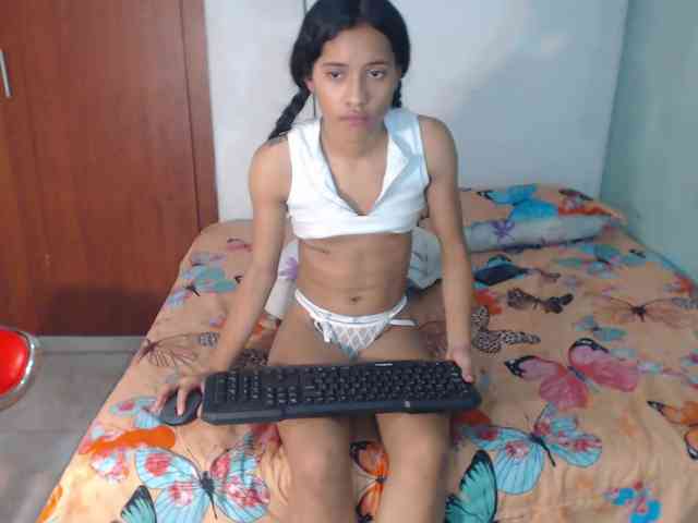 nicolle-sanders nicolle-sanders