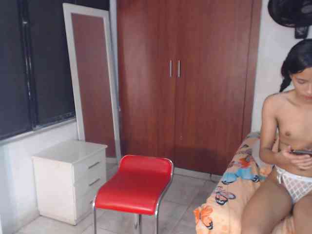 nicolle-sanders nicolle-sanders