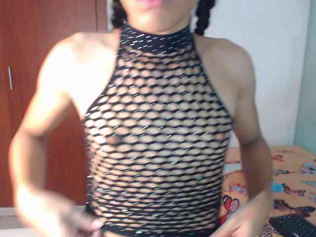 nicolle-sanders webcam