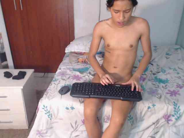 nicolle-sanders webcam