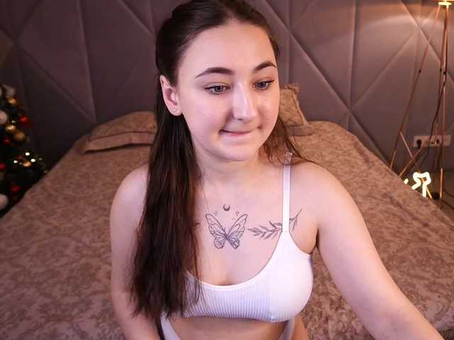 SashaDuvalle's BongaCams show and profile