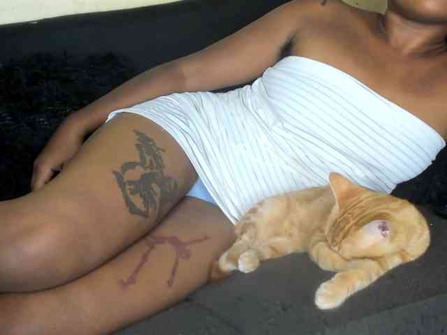 Ladadee