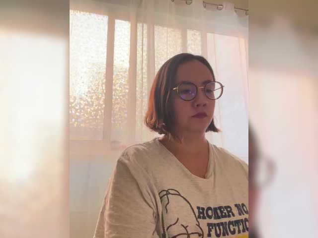 MishelleLopez's BongaCams show and profile