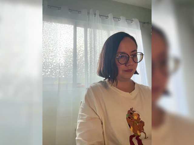 MishelleLopez's BongaCams show and profile