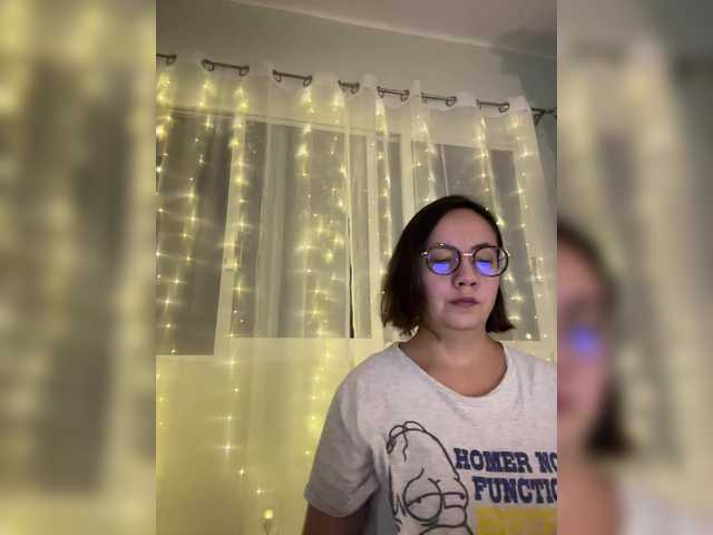 MishelleLopez's BongaCams show and profile