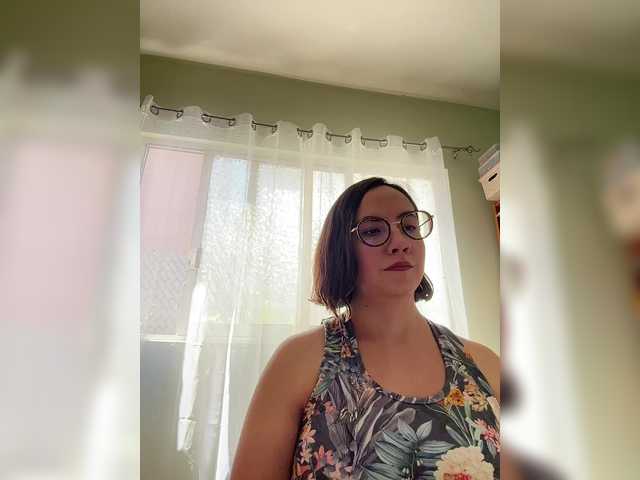 MishelleLopez webcam bongacams model stream image