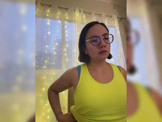 MishelleLopez's BongaCams show and profile