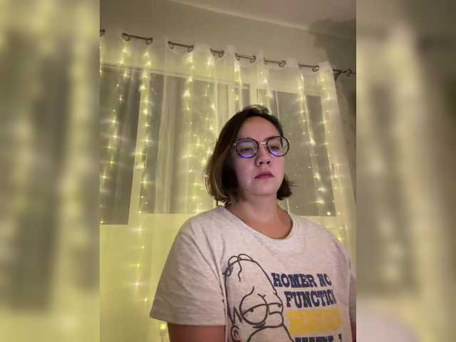 MishelleLopez's BongaCams show and profile