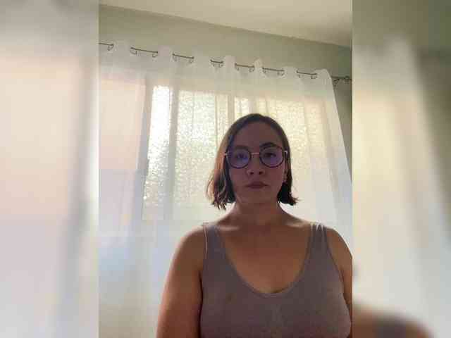 MishelleLopez MishelleLopez