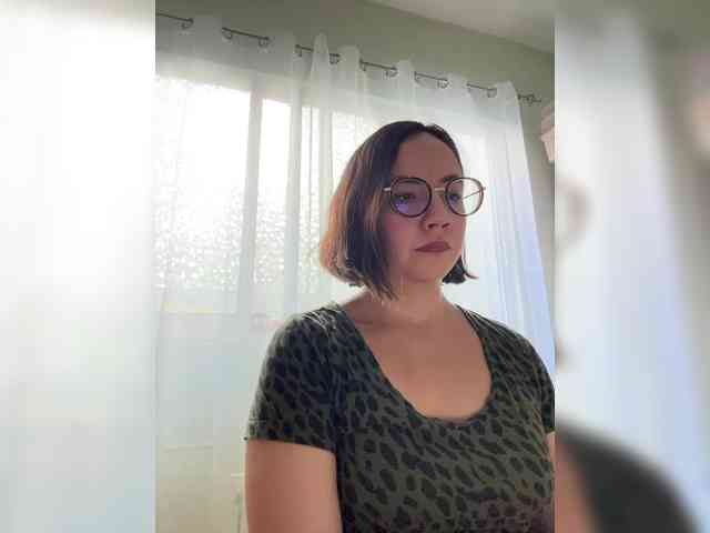 MishelleLopez webcam