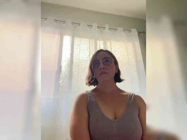 MishelleLopez MishelleLopez