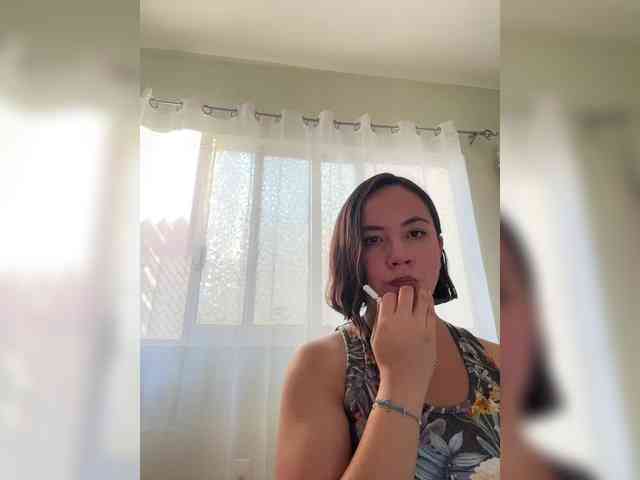 MishelleLopez webcam