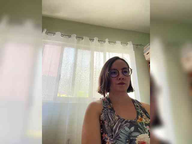 MishelleLopez webcam