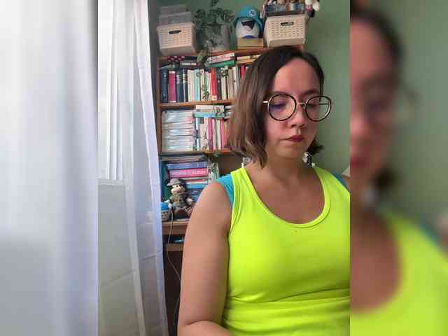 MishelleLopez webcam