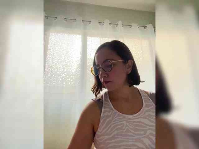 MishelleLopez webcam