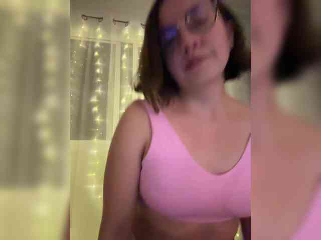 MishelleLopez MishelleLopez