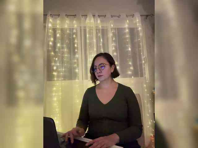 MishelleLopez MishelleLopez