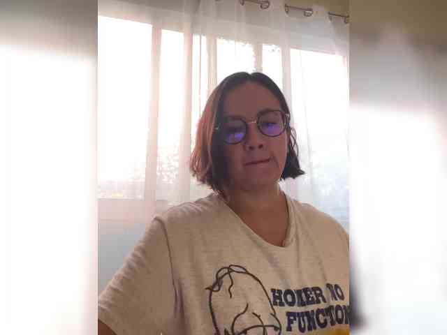 MishelleLopez webcam