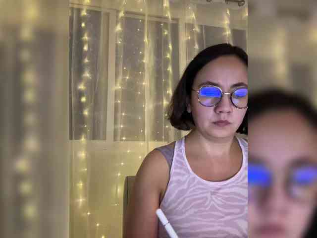 MishelleLopez webcam