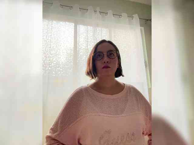 MishelleLopez MishelleLopez