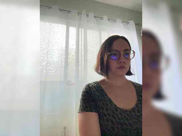 MishelleLopez webcam