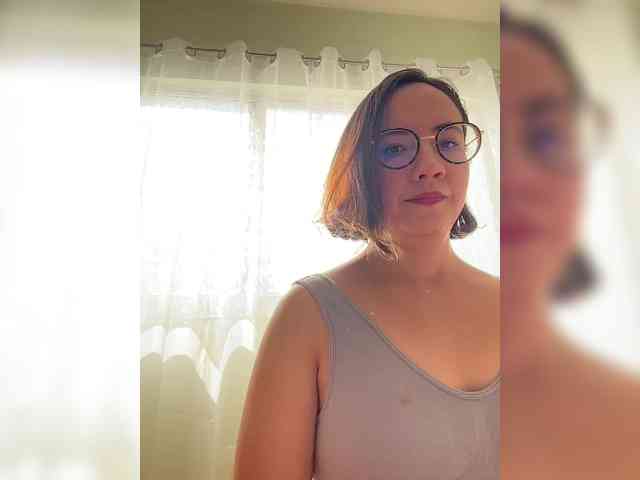 MishelleLopez MishelleLopez