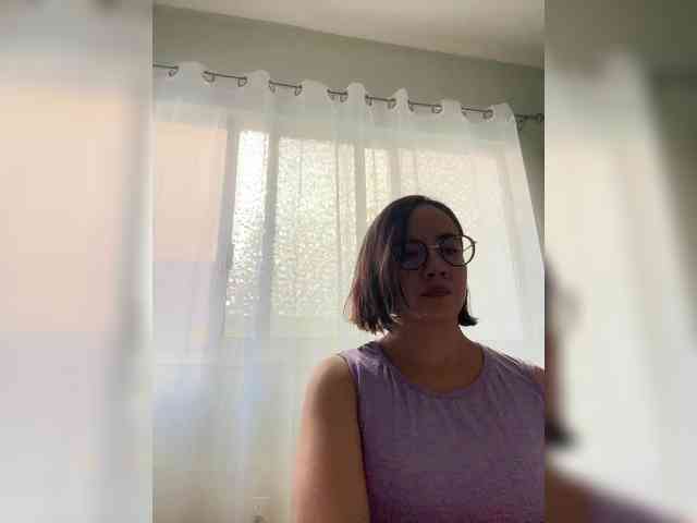 MishelleLopez MishelleLopez