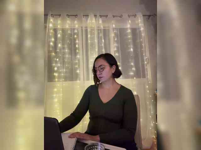 MishelleLopez webcam