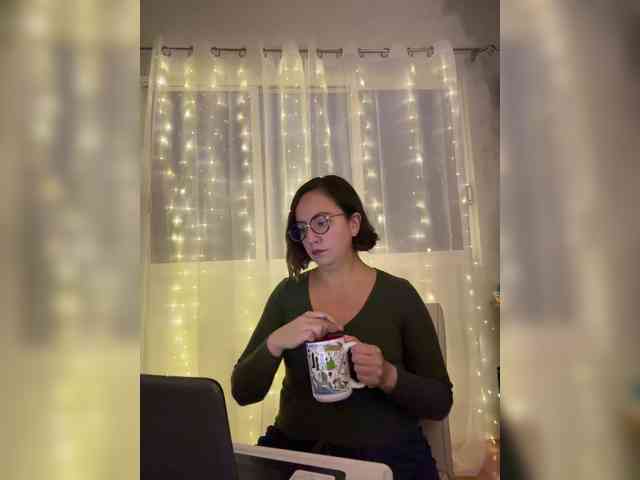 MishelleLopez webcam