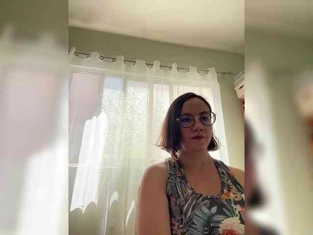 MishelleLopez webcam