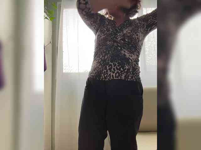 MishelleLopez webcam