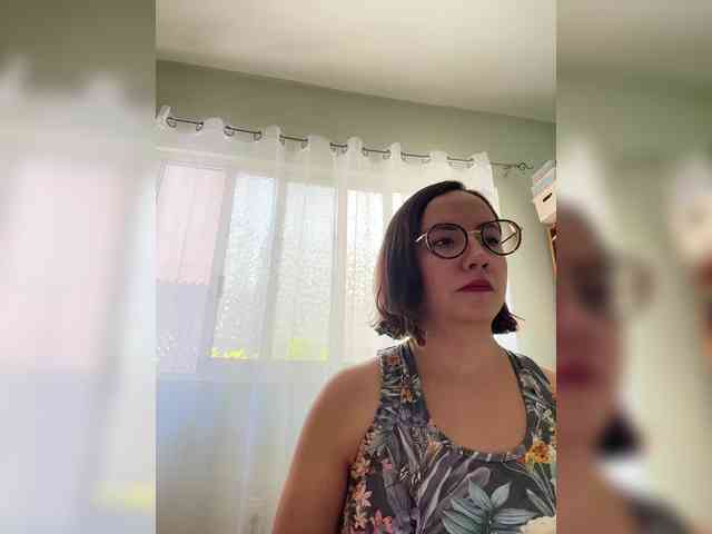 MishelleLopez webcam